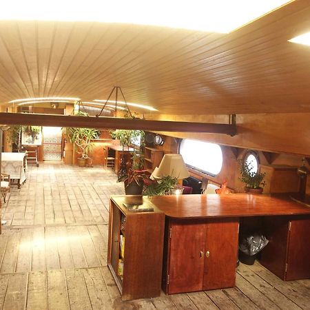 Belle Peniche Romantique A Paris Boulogne-Billancourt Extérieur photo
